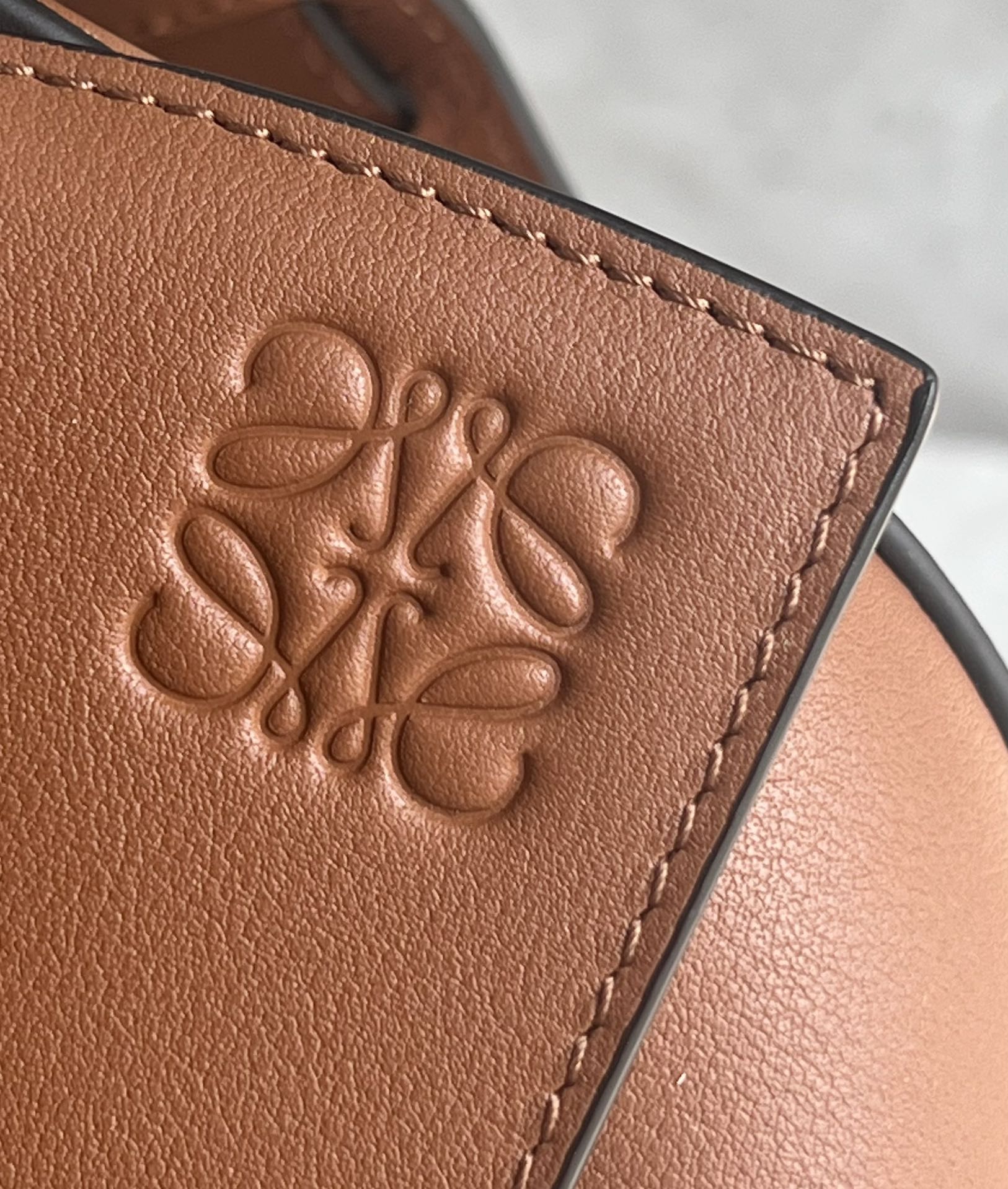 Loewe Medium Puzzle Bag in Classic Calfskin Toffee